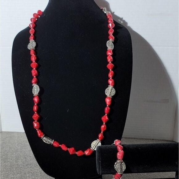 Premier Designs necklace with matching bracelet - Picture 4 of 16
